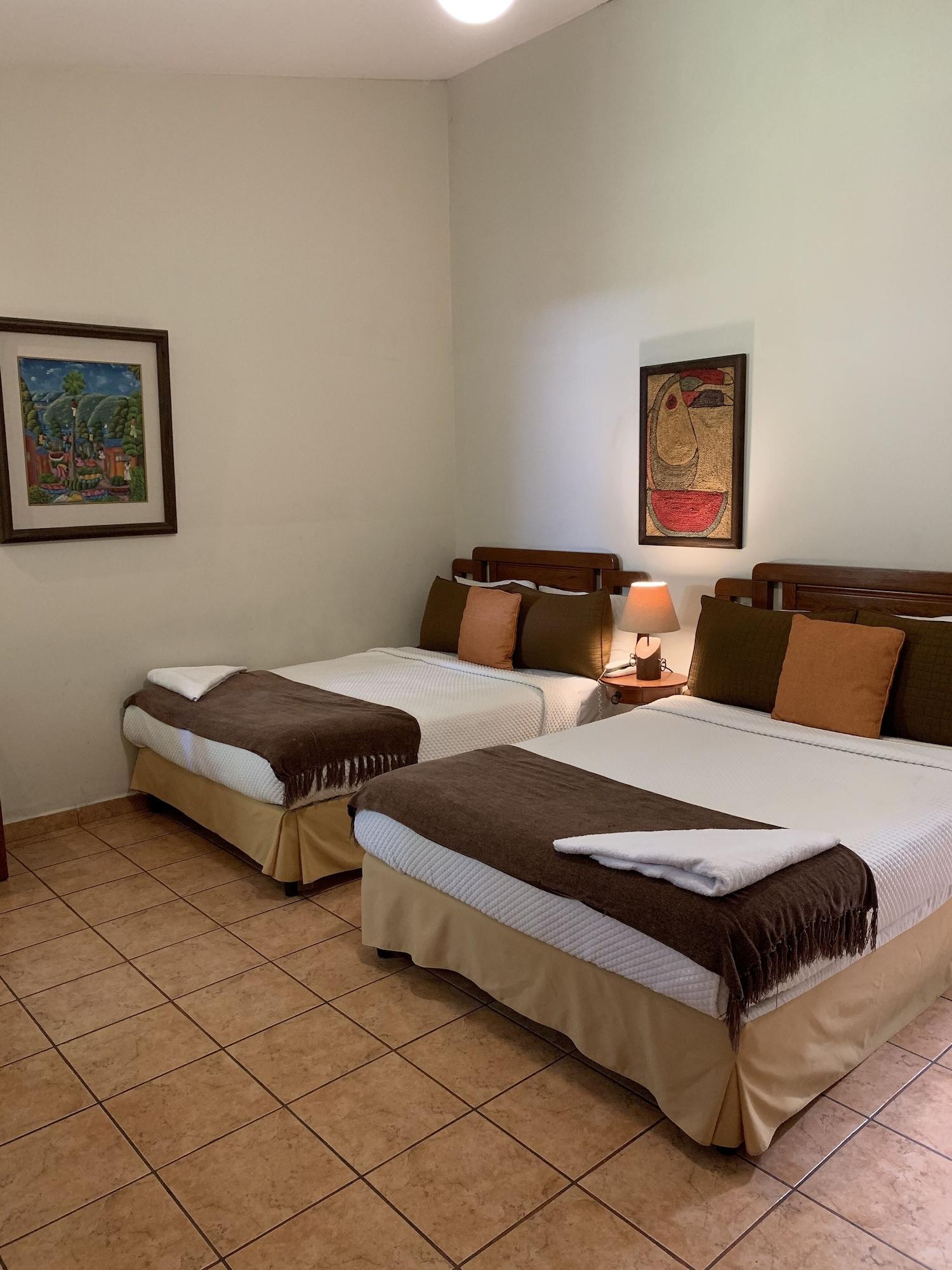 Hotel La Posada Del Angel Сан-Сальвадор Экстерьер фото