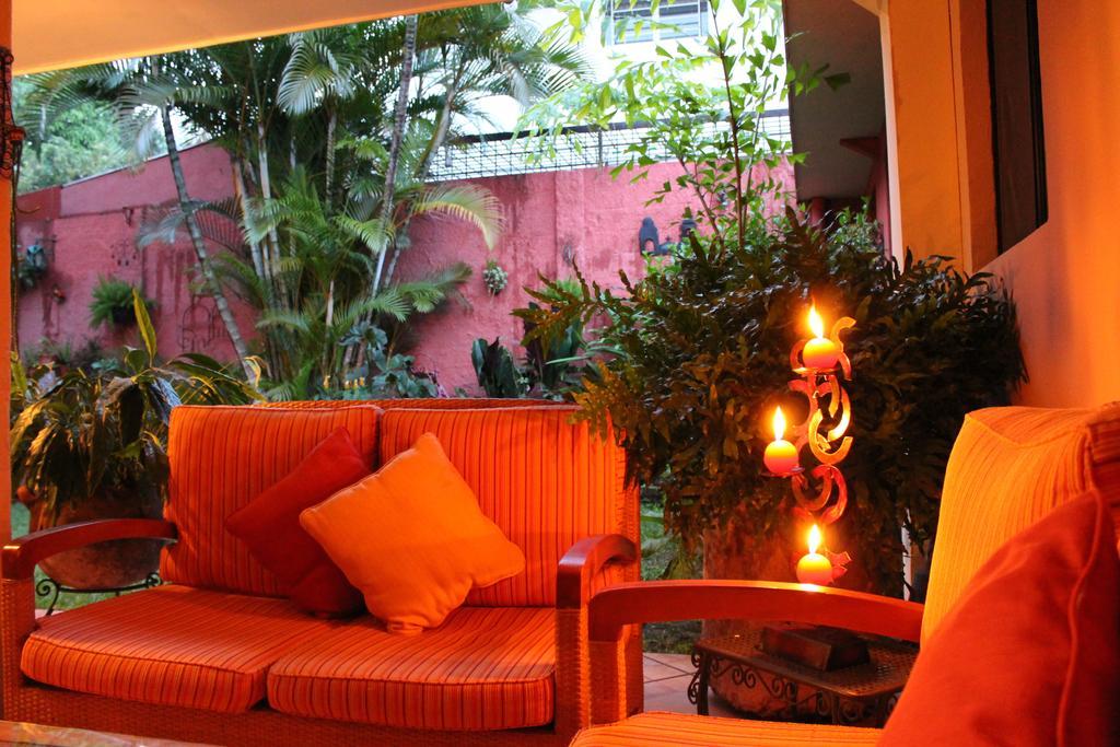 Hotel La Posada Del Angel Сан-Сальвадор Экстерьер фото